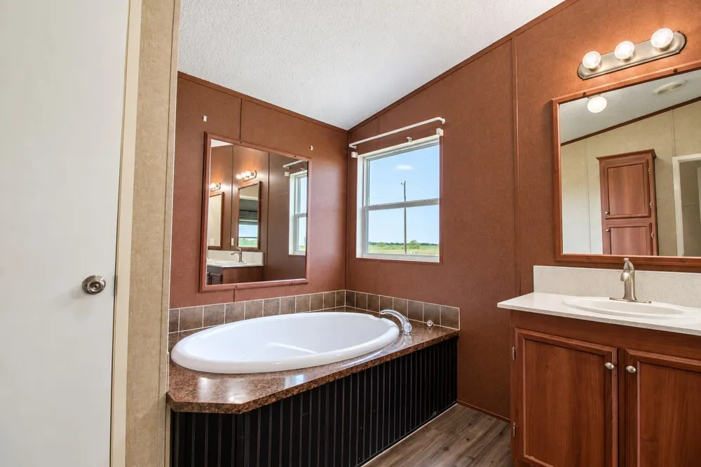 700 County Road 423 Road Taylor, TX 76574