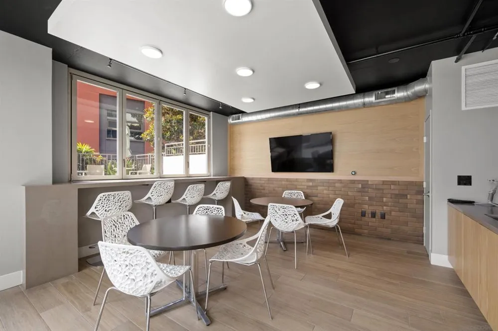 1240 India Street #516 San Diego, CA 92101