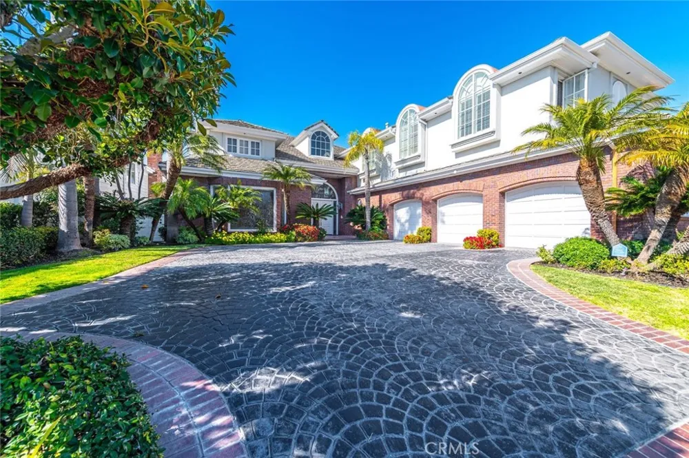 5 Sunpeak Irvine, CA 92603