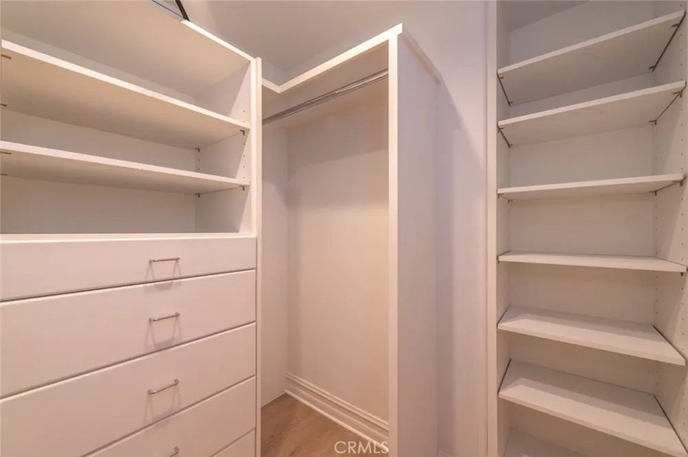 5 Sunpeak Irvine, CA 92603