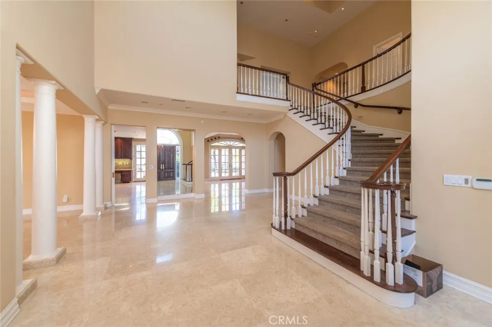 5 Sunpeak Irvine, CA 92603