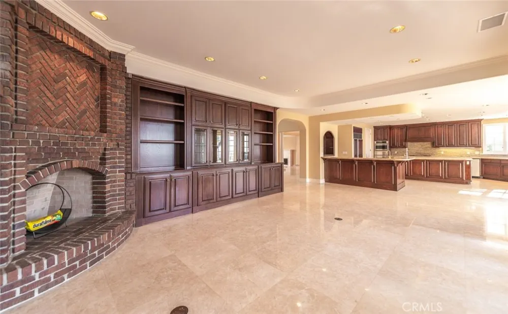 5 Sunpeak Irvine, CA 92603
