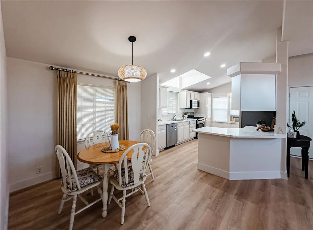 810 Eucalyptus Lane Fountain Valley, CA 92708