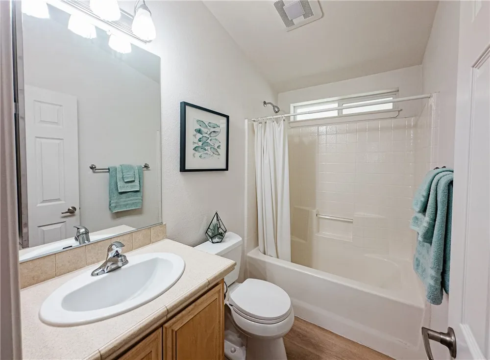 810 Eucalyptus Lane Fountain Valley, CA 92708