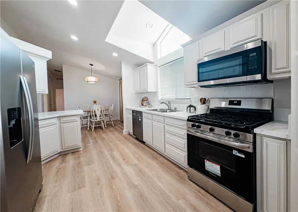 810 Eucalyptus Lane Fountain Valley, CA 92708