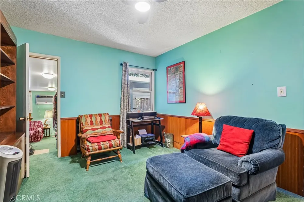 2515 Treelane Avenue Monrovia, CA 91016