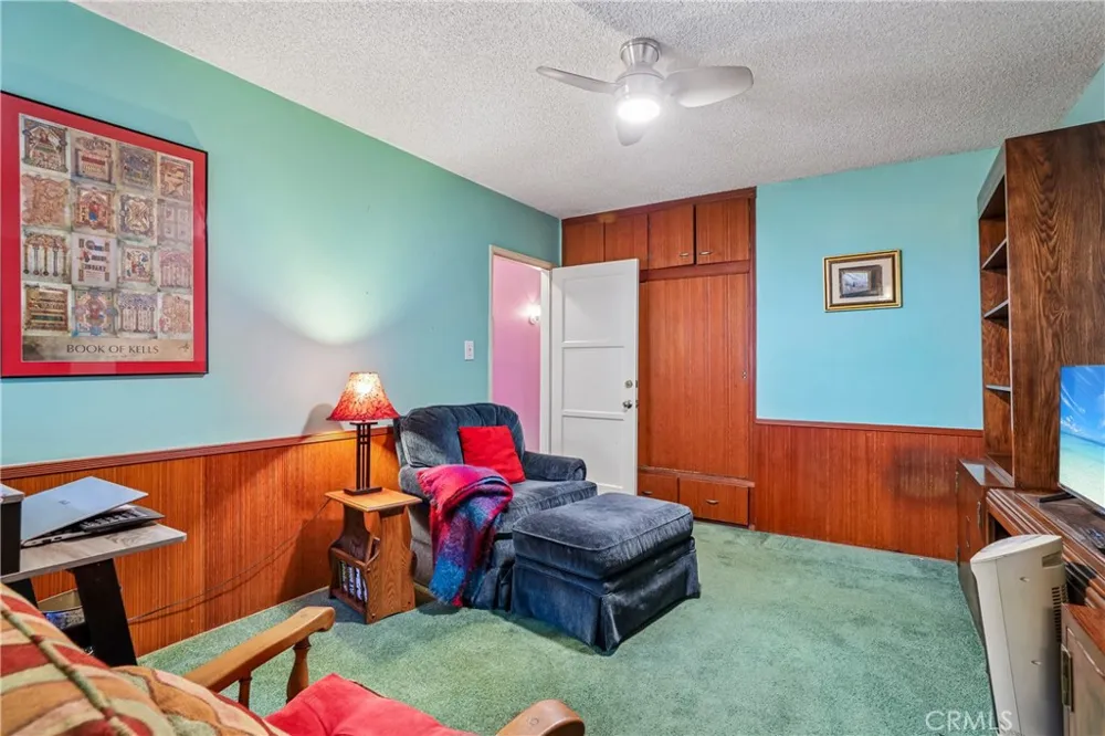 2515 Treelane Avenue Monrovia, CA 91016