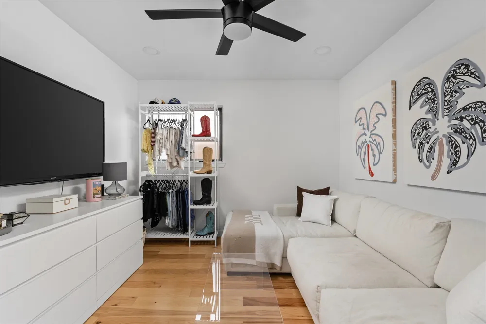 8704 Clarewood Drive Austin, TX 78758