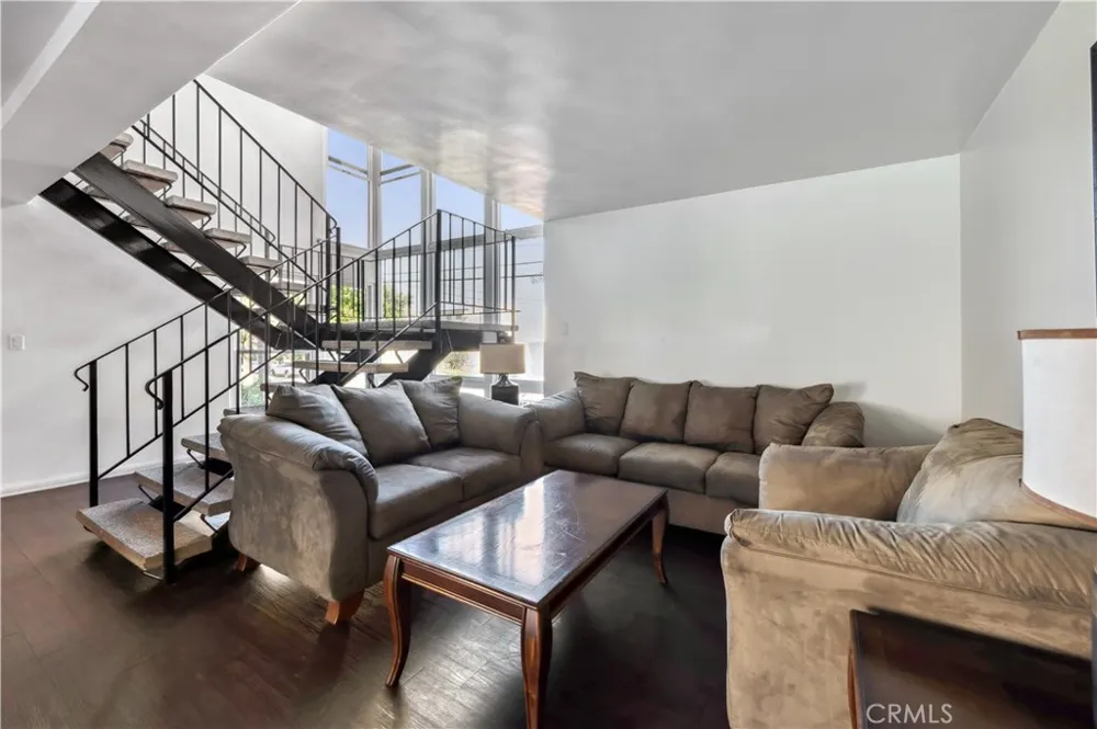 3710 Garnet Street #206 Torrance, CA 90503
