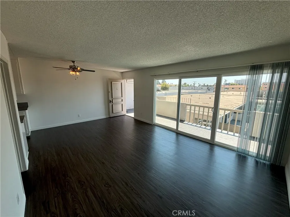 3710 Garnet Street #206 Torrance, CA 90503