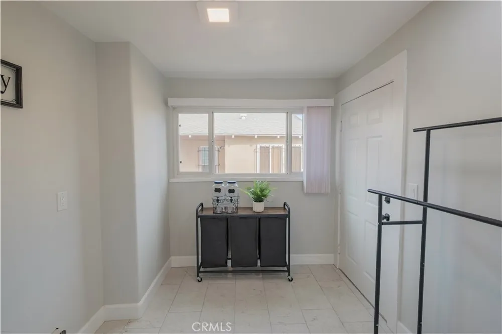 1758 W 41st Los Angeles, CA 90062