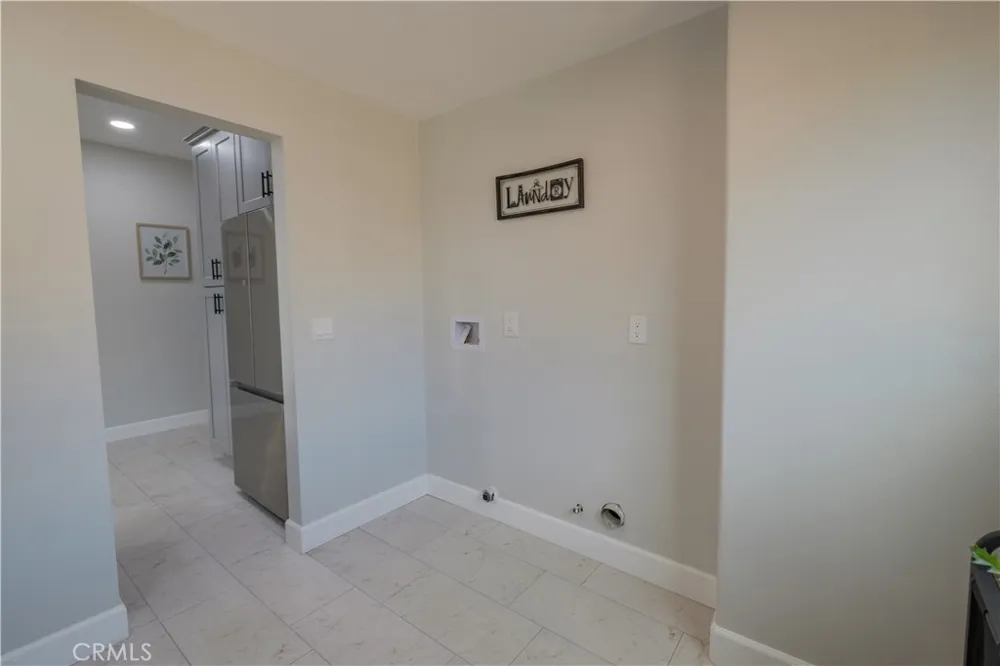 1758 W 41st Los Angeles, CA 90062