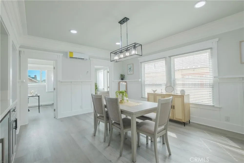 1758 W 41st Los Angeles, CA 90062