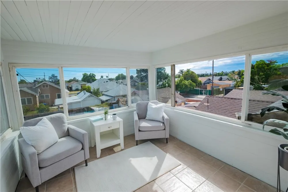 1758 W 41st Los Angeles, CA 90062
