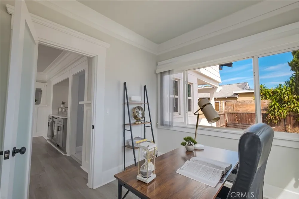 1758 W 41st Los Angeles, CA 90062
