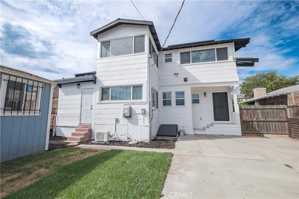 1758 W 41st Los Angeles, CA 90062