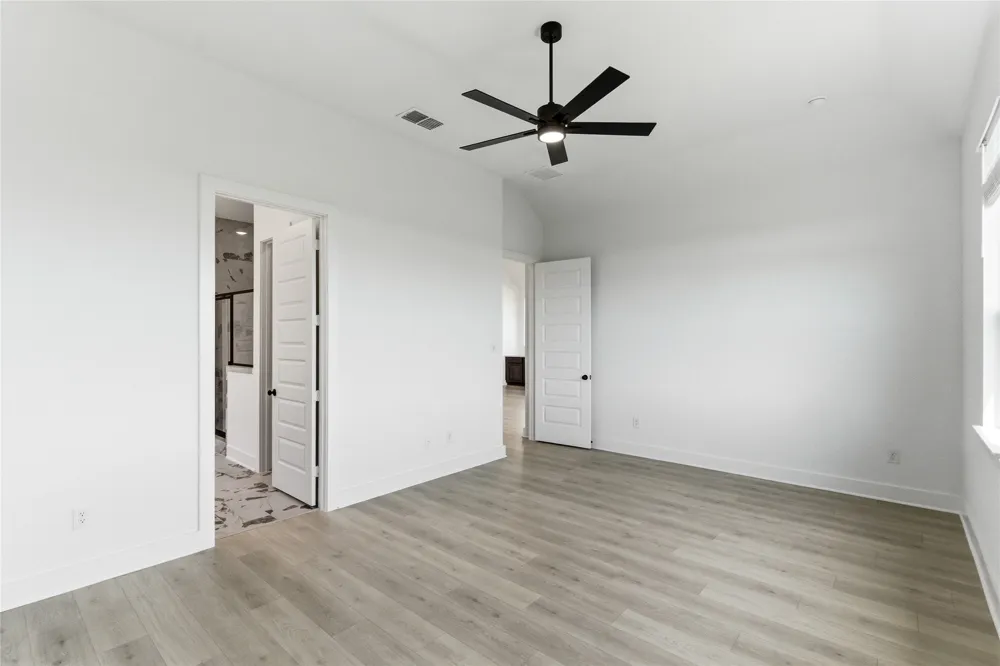 4758 Regents Place Round Rock, TX 78665