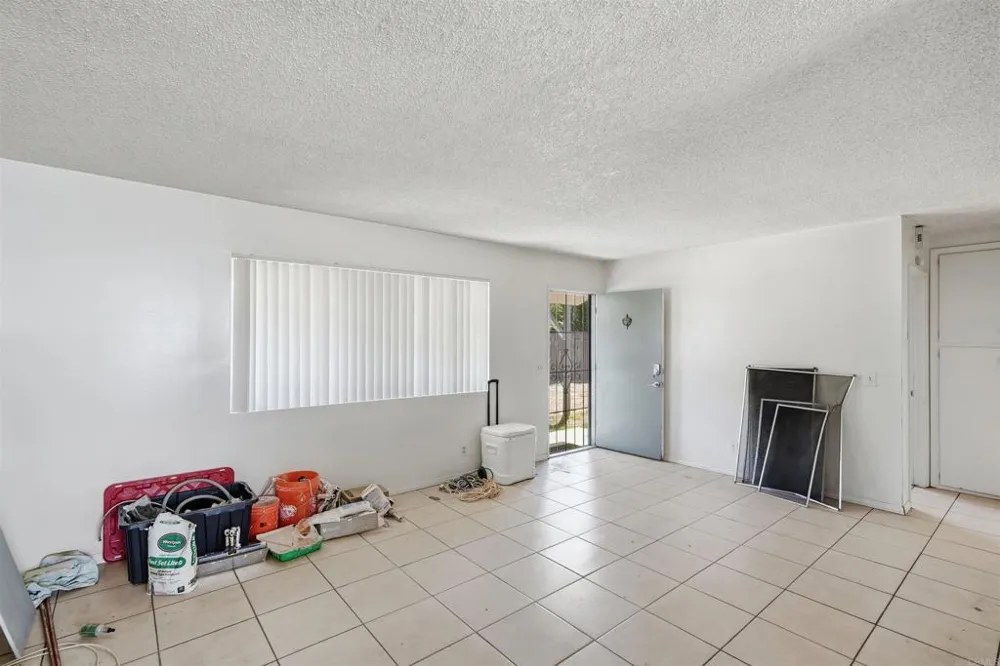 7163 Central Avenue Lemon Grove, CA 91945