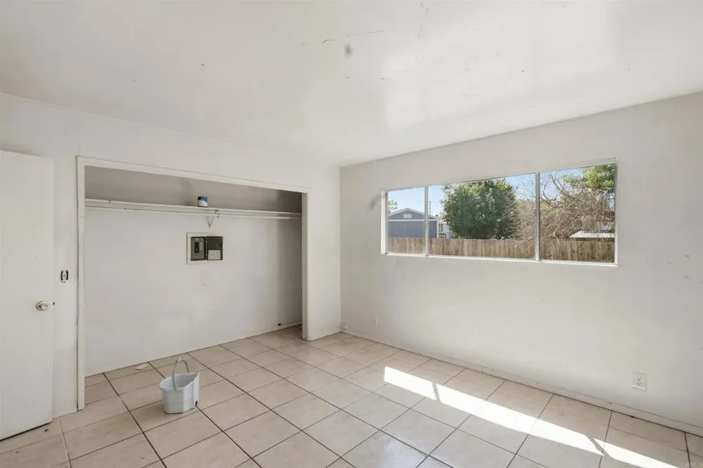 7163 Central Avenue Lemon Grove, CA 91945