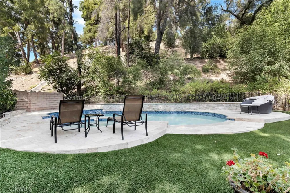23837 Ladrillo Street Woodland Hills, CA 91367