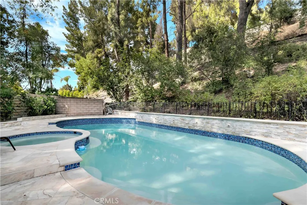 23837 Ladrillo Street Woodland Hills, CA 91367