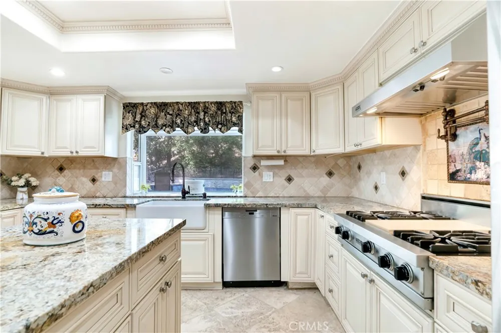 23837 Ladrillo Street Woodland Hills, CA 91367