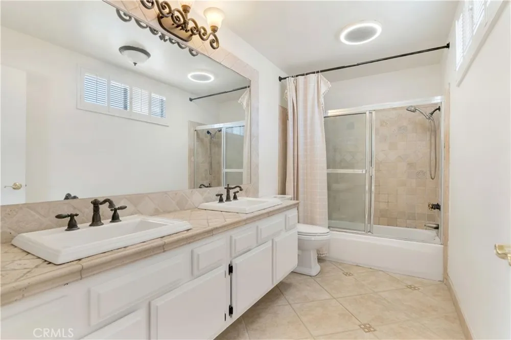 23837 Ladrillo Street Woodland Hills, CA 91367