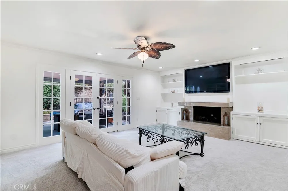 23837 Ladrillo Street Woodland Hills, CA 91367