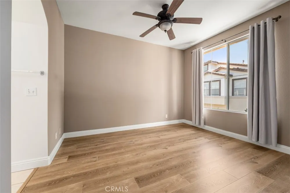 306 Birch Grove Irvine, CA 92618
