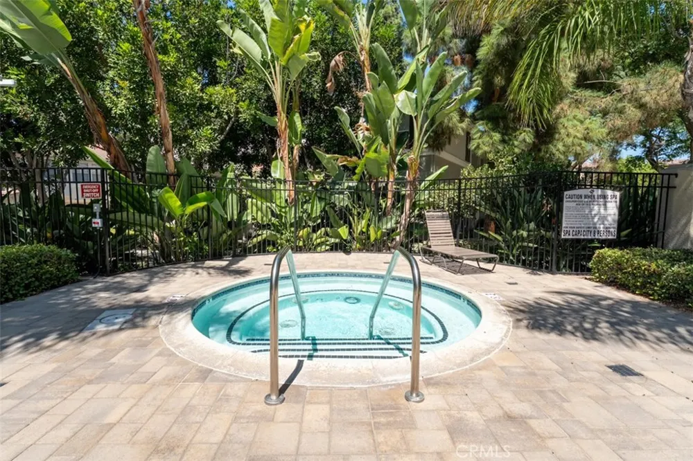 306 Birch Grove Irvine, CA 92618