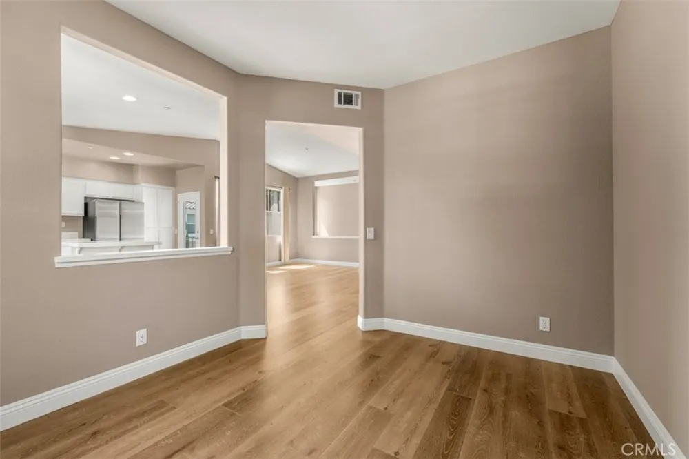 306 Birch Grove Irvine, CA 92618