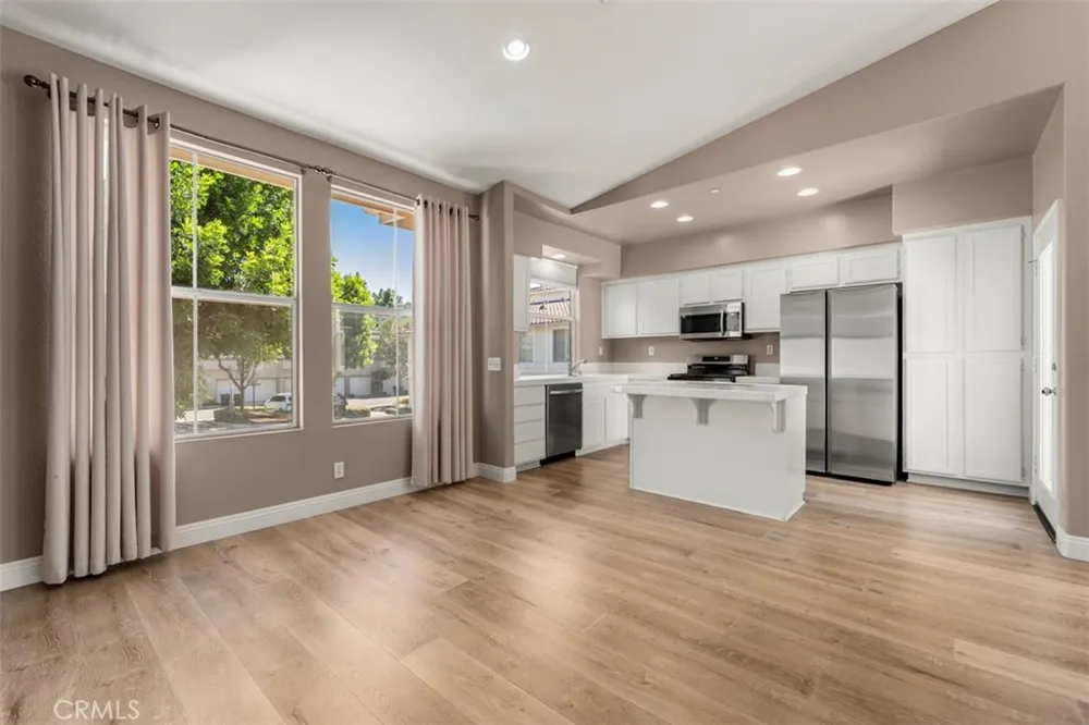 306 Birch Grove Irvine, CA 92618