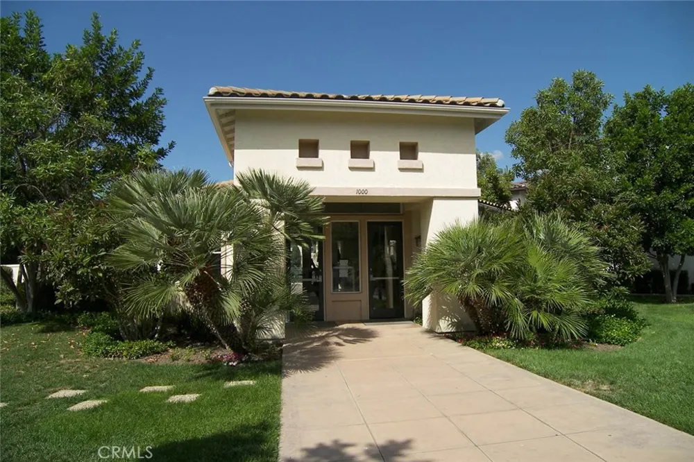 306 Birch Grove Irvine, CA 92618