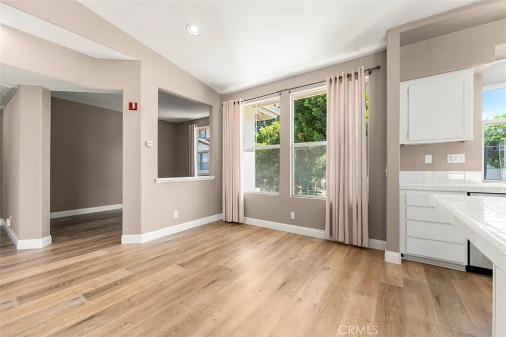306 Birch Grove Irvine, CA 92618
