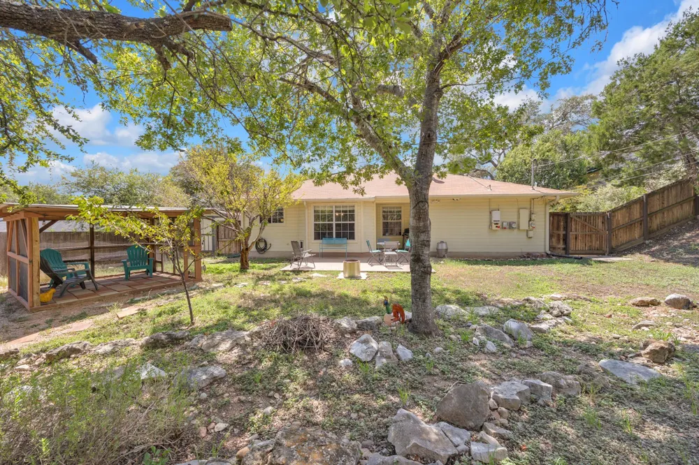 8300 Red Willow Drive Austin, TX 78736