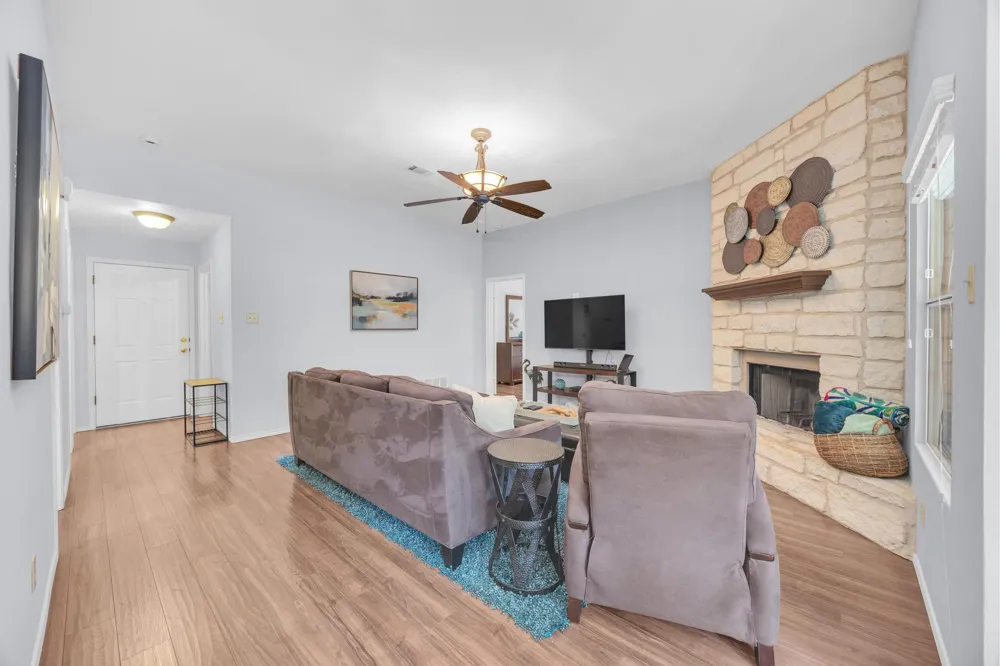 8300 Red Willow Drive Austin, TX 78736