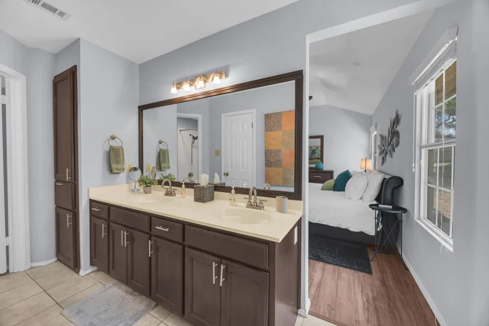 8300 Red Willow Drive Austin, TX 78736