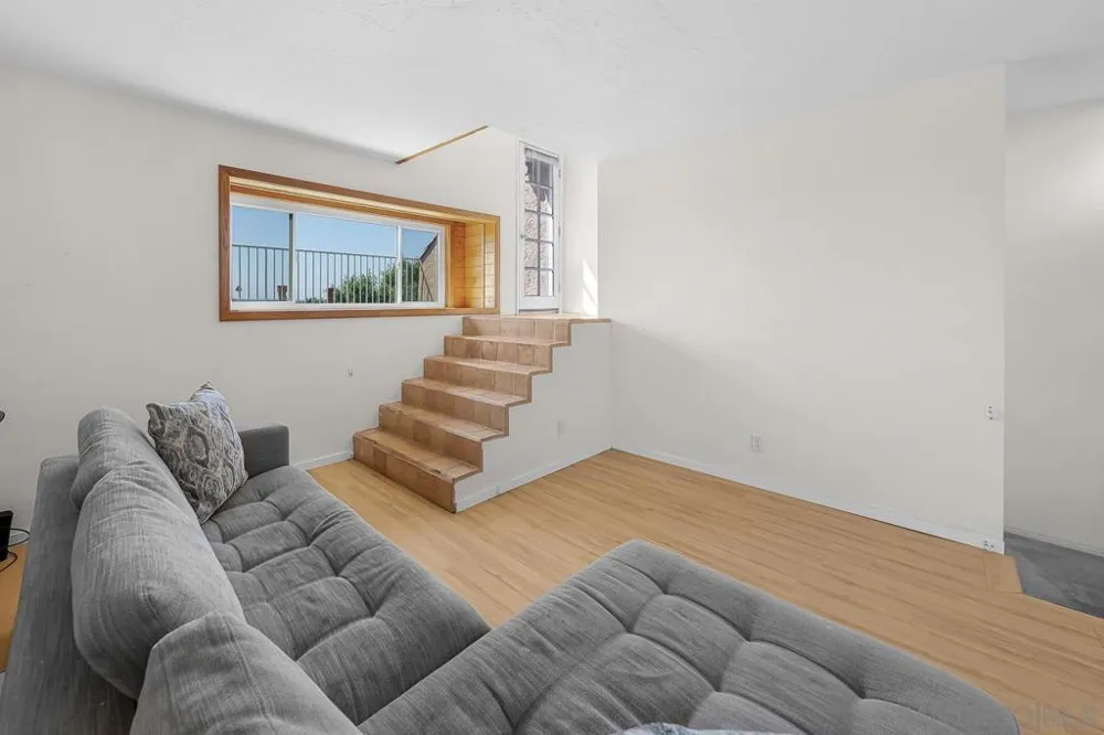 1124 Fresno Street #2 San Diego, CA 92110