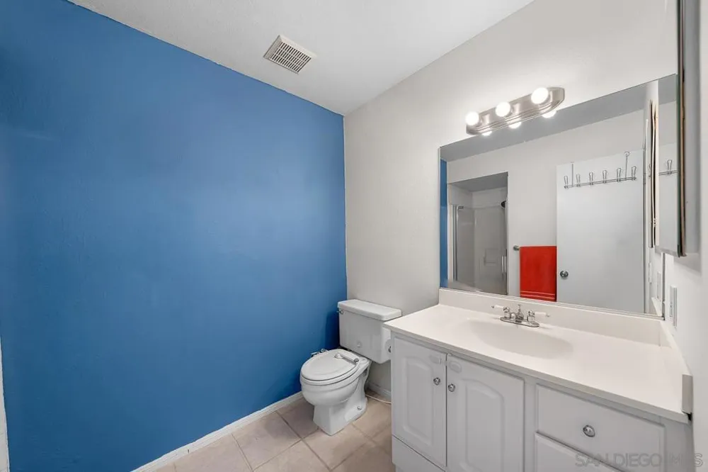 1124 Fresno Street #2 San Diego, CA 92110
