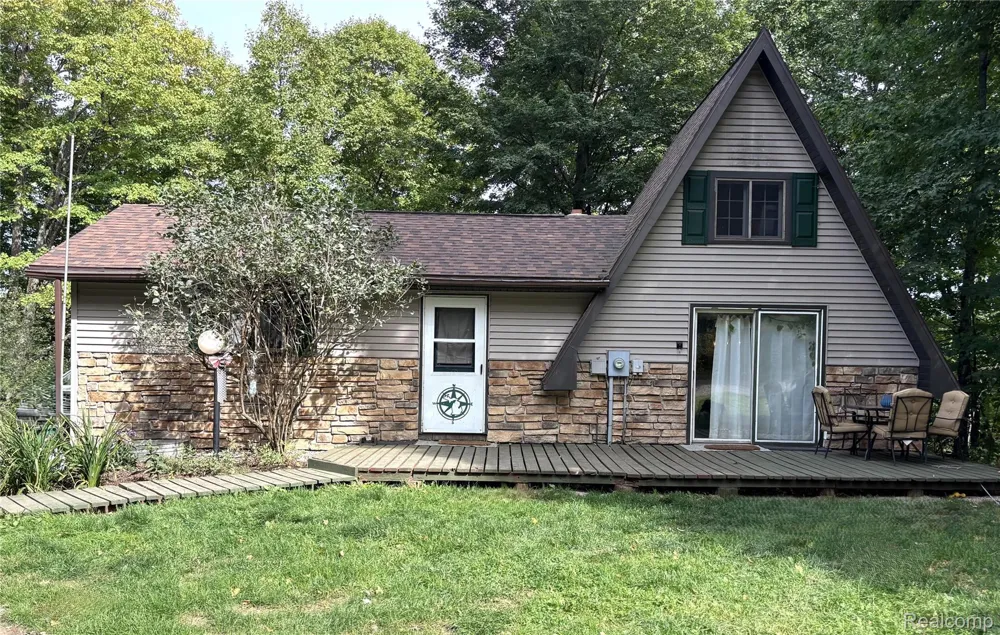 6906 Magpie Lane Republic Township, MI 49879