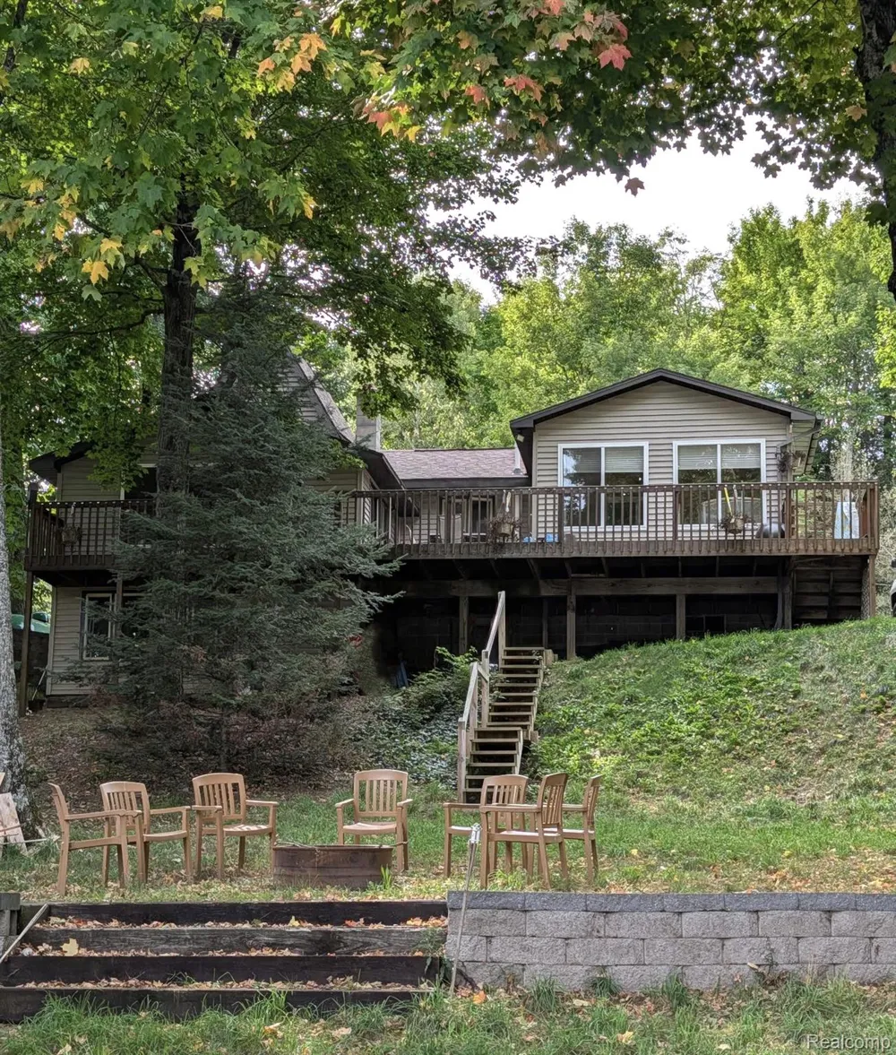 6906 Magpie Lane Republic Township, MI 49879