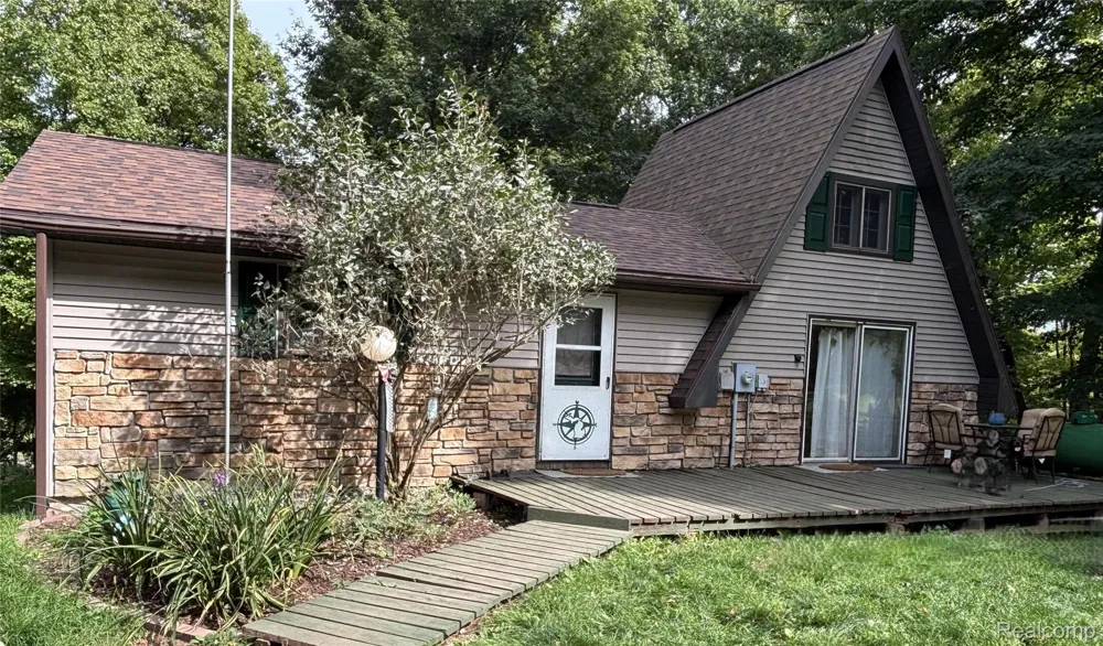 6906 Magpie Lane Republic Township, MI 49879