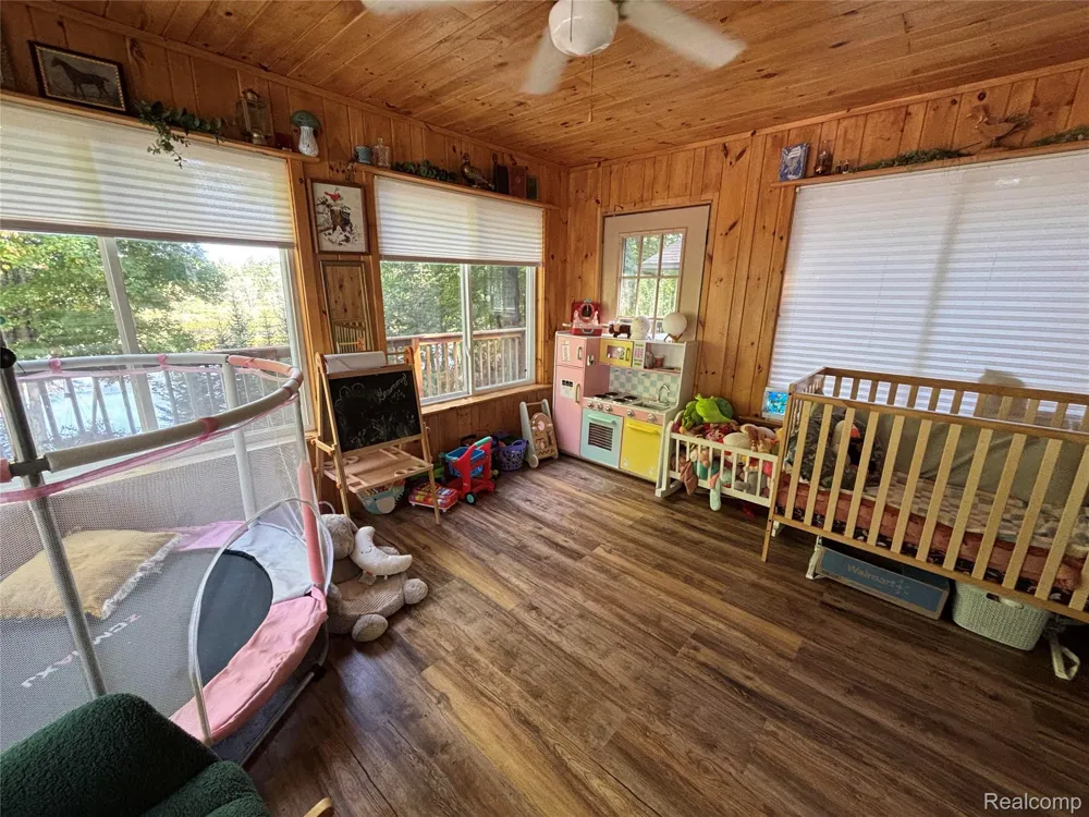 6906 Magpie Lane Republic Township, MI 49879