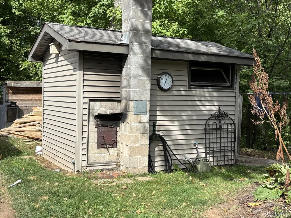 6906 Magpie Lane Republic Township, MI 49879