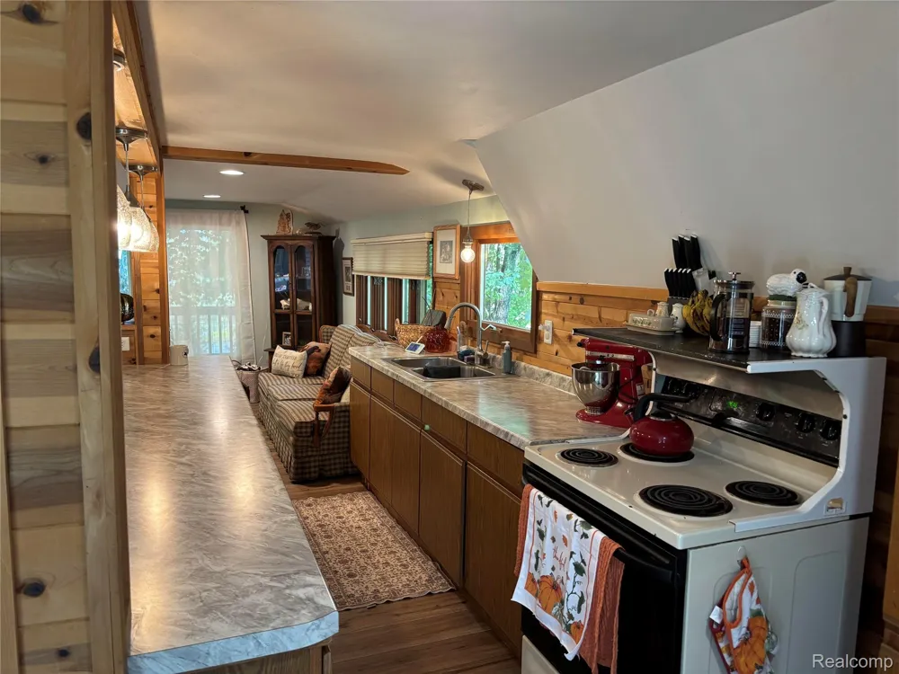6906 Magpie Lane Republic Township, MI 49879