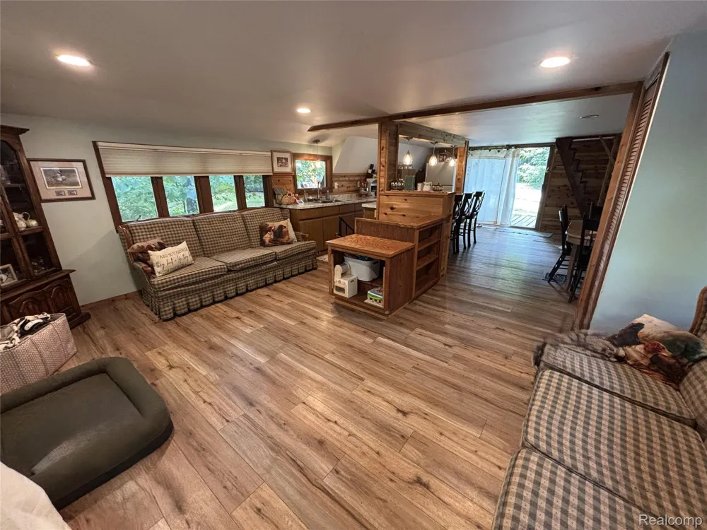 6906 Magpie Lane Republic Township, MI 49879