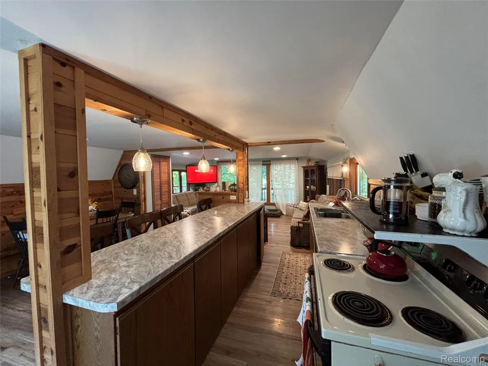 6906 Magpie Lane Republic Township, MI 49879
