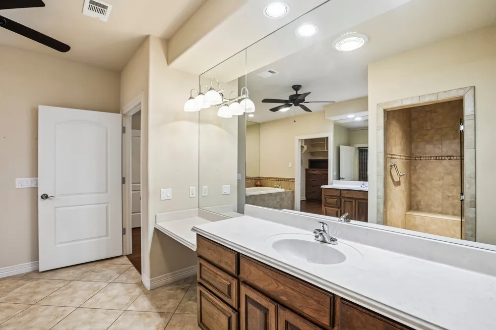 101 Flint Rock Trail Spicewood, TX 78669