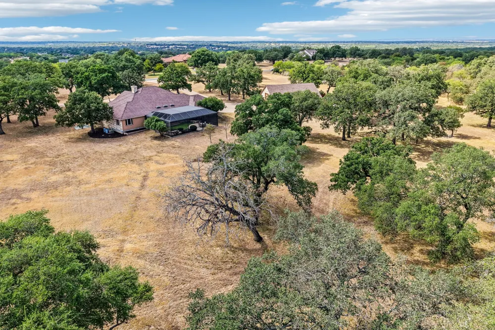 101 Flint Rock Trail Spicewood, TX 78669