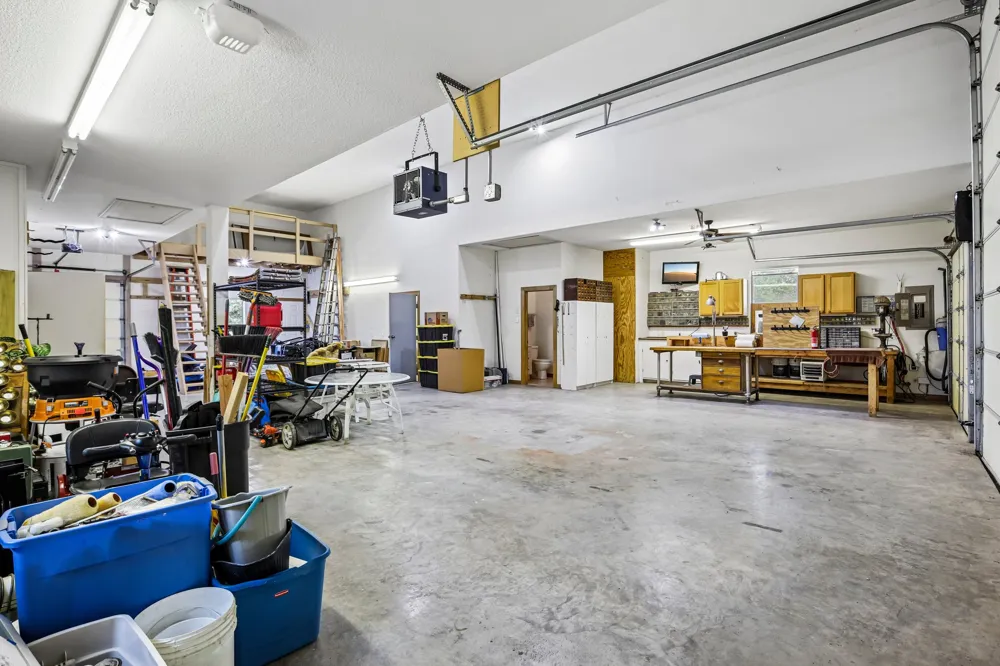 101 Flint Rock Trail Spicewood, TX 78669